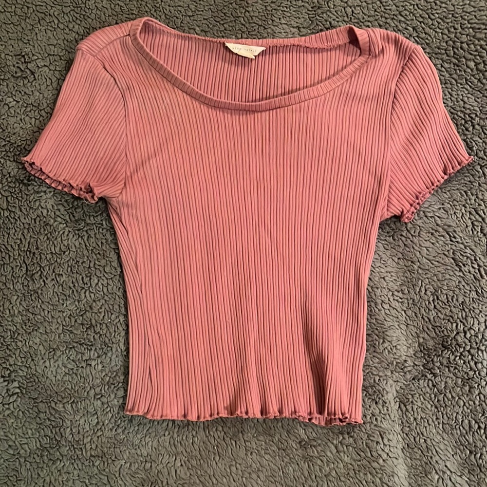 Purple-pink short sleeve top